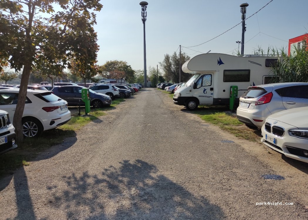 (47843) Misano Adriatico - 1 Viale della Stazione — foto