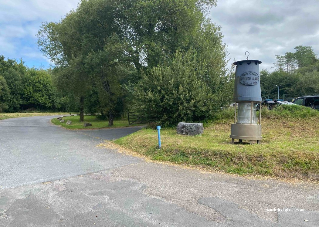 (SA14 6HU) Y Tymbl - 5 Heol Hirwaun Olau — foto
