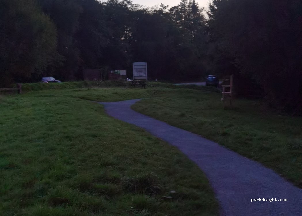 (SA14 6HU) Y Tymbl - 5 Heol Hirwaun Olau — foto 3
