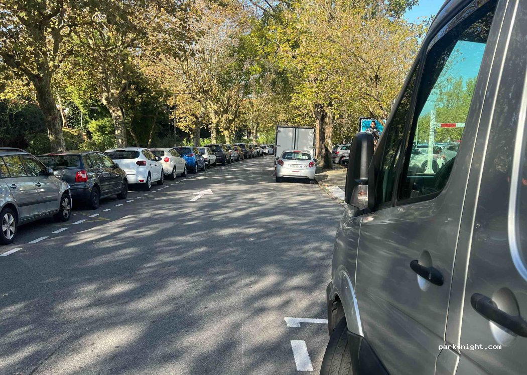 (64200) Biarritz - Avenue Charles Floquet — foto 3