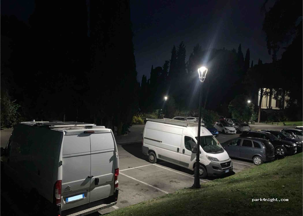 (25083) Gardone Riviera - 11 Via al Vittoriale — foto 2