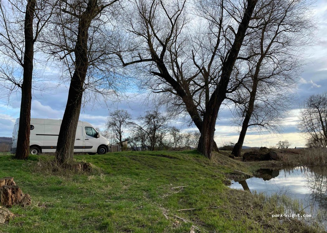 (018 41) Dubnica nad Váhom - — foto 2