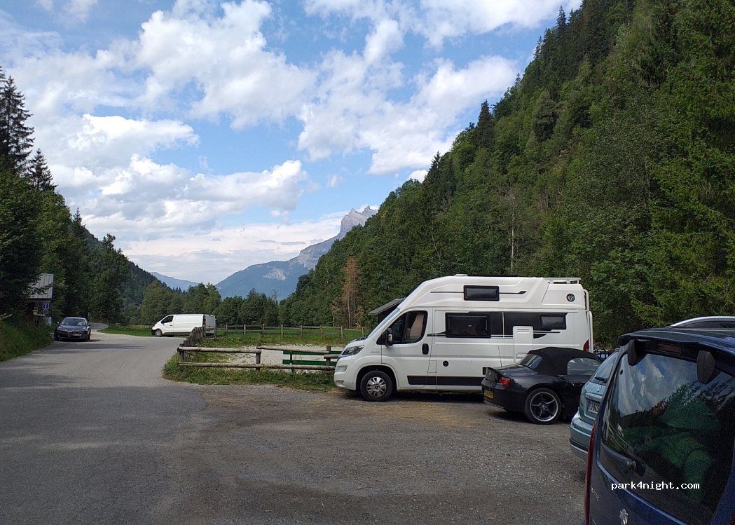 (74170) Saint-Gervais-les-Bains - 158 Chemin des Bouquetins — foto