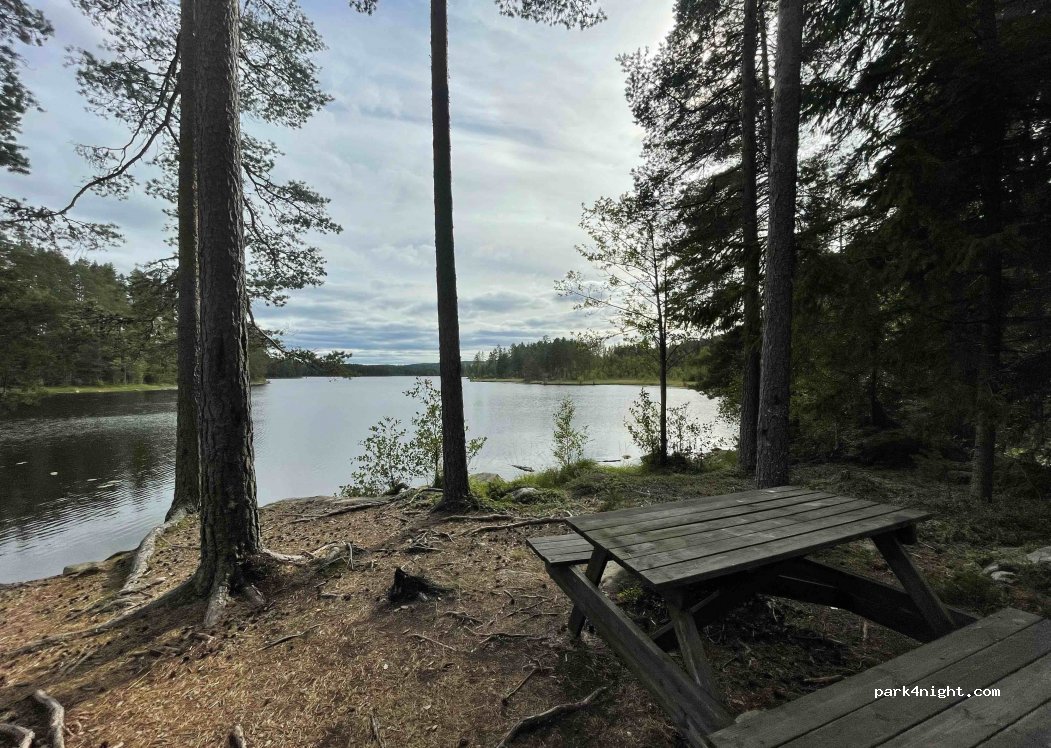 (686 97) Lysvik - Unnamed Road — foto 2