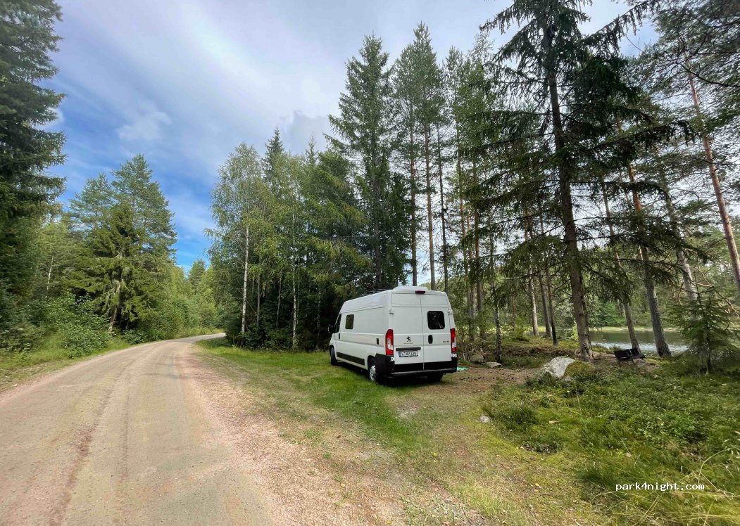 (686 97) Lysvik - Unnamed Road — foto 3