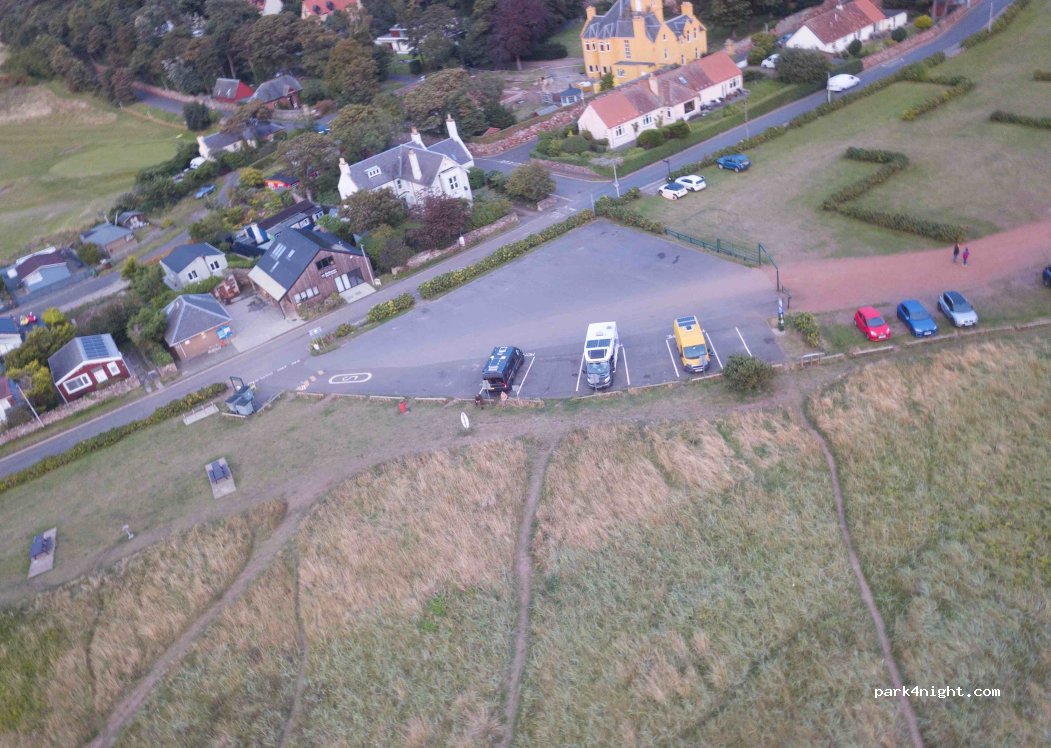(EH42 1NU) Dunbar - 36 Back Road — foto