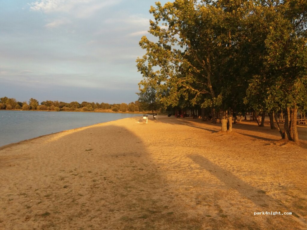 (49562) Villardeciervos - Unnamed Road — foto 2