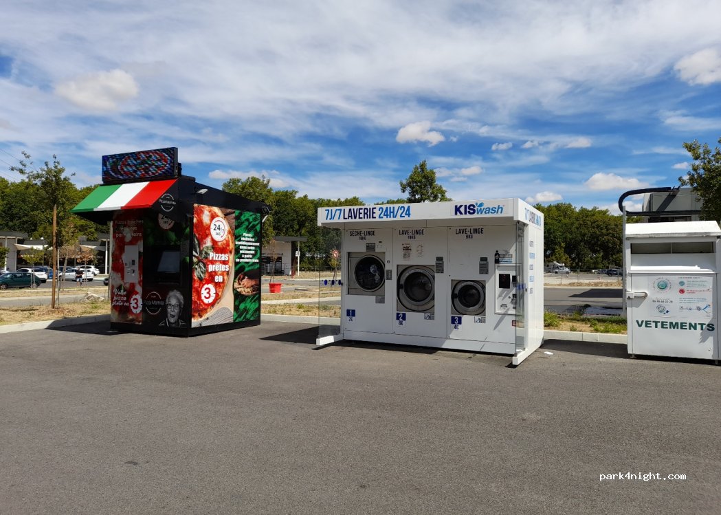 (31450) Montgiscard - RN 113 En Rouzaud — foto