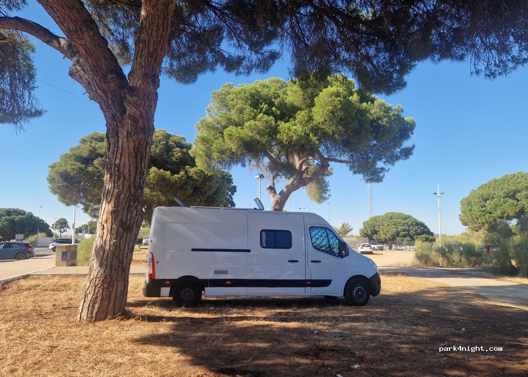 (21100) Punta Umbría - 38 Avenida de la Marina — foto 3