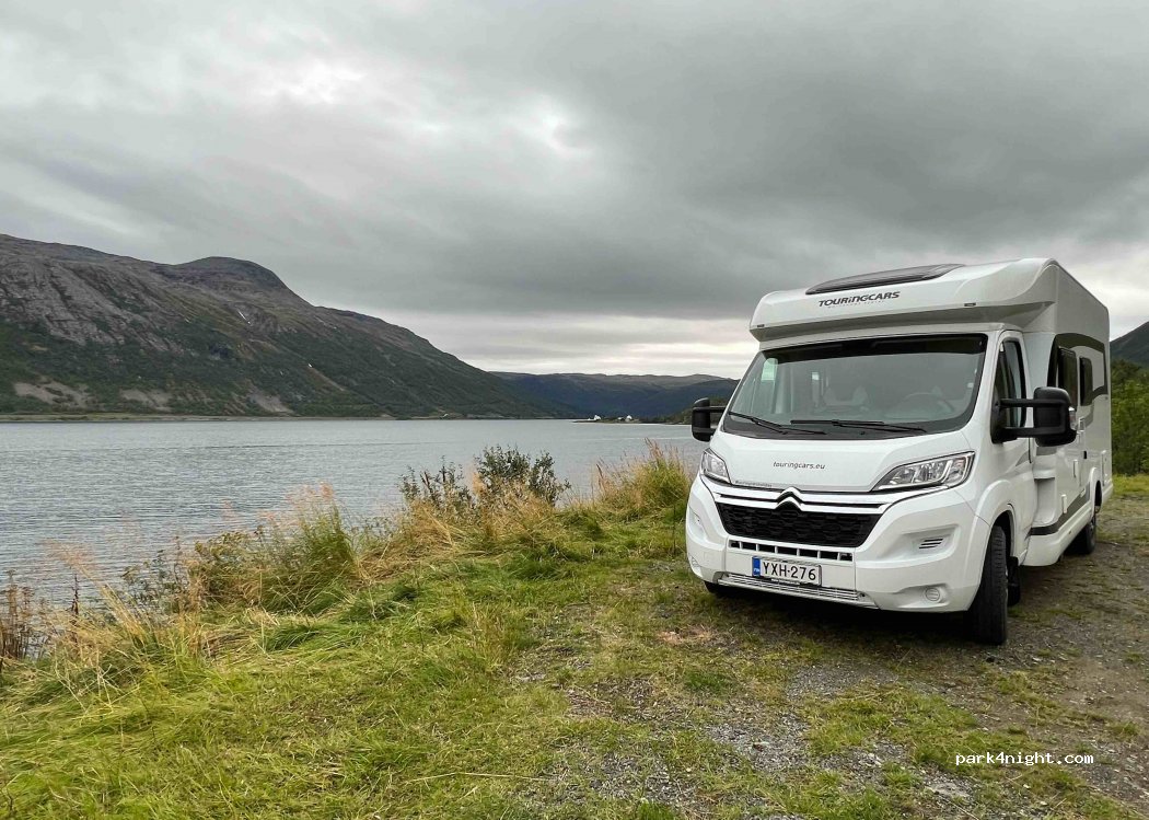 () Langfjordbotn - 289 Fv882 — foto