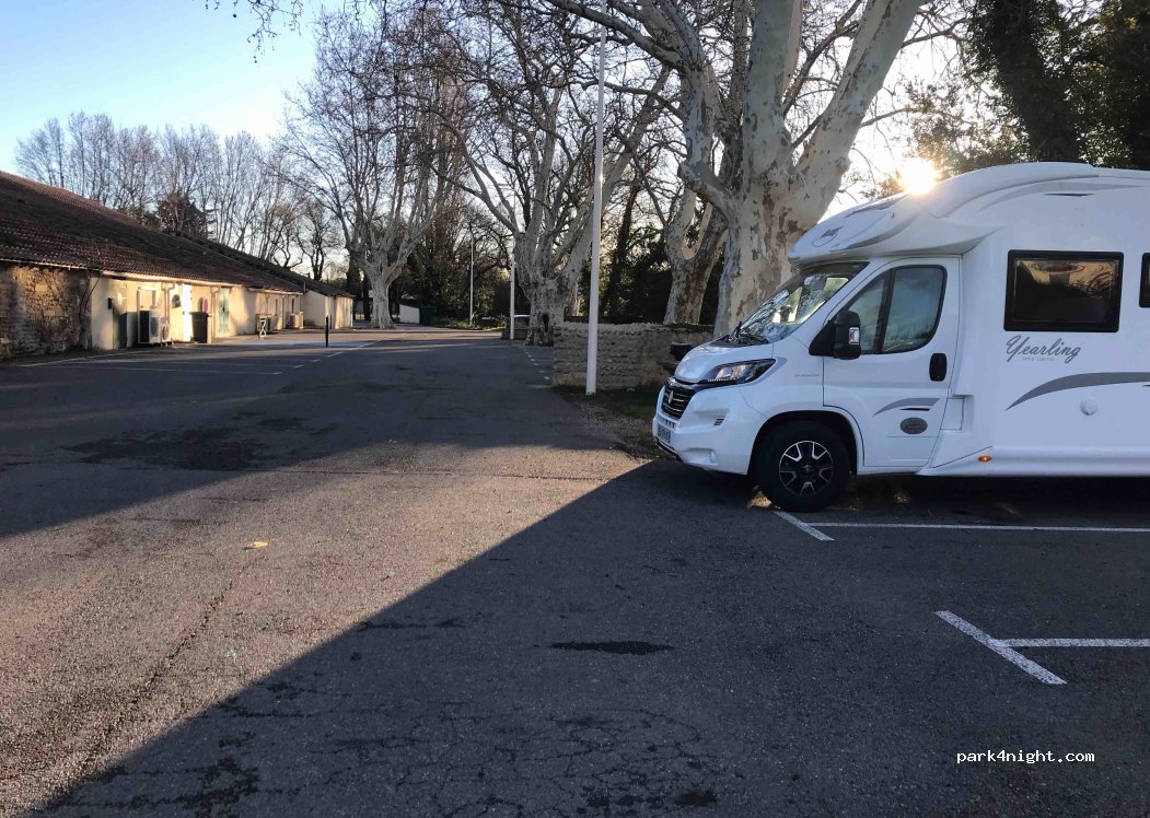 (13310) Saint-Martin-de-Crau - 45 Avenue Nostradamus — foto 2