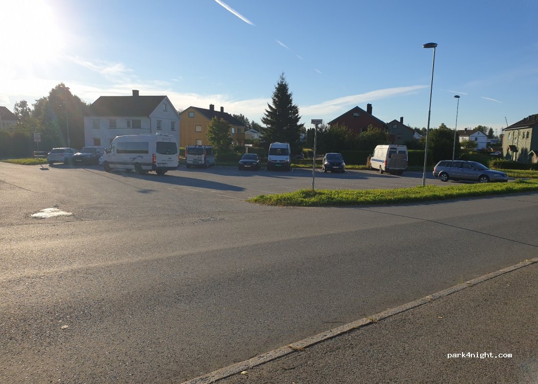(1813) Askim - 18B Løkenveien — foto