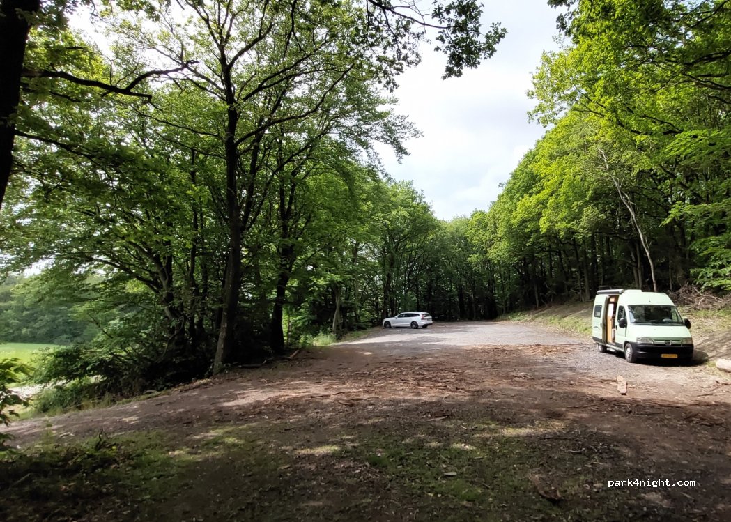 (53474) Bad Neuenahr-Ahrweiler - 50 Heckenbacher Straße — foto 2
