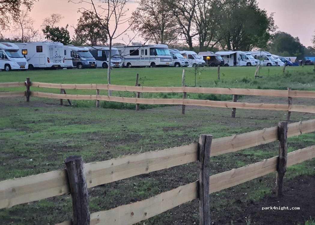 Camperplaats Lansbulten — foto