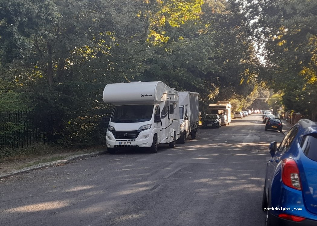 (TN34 2LE) Hastings - 84 Lower Park Road — foto