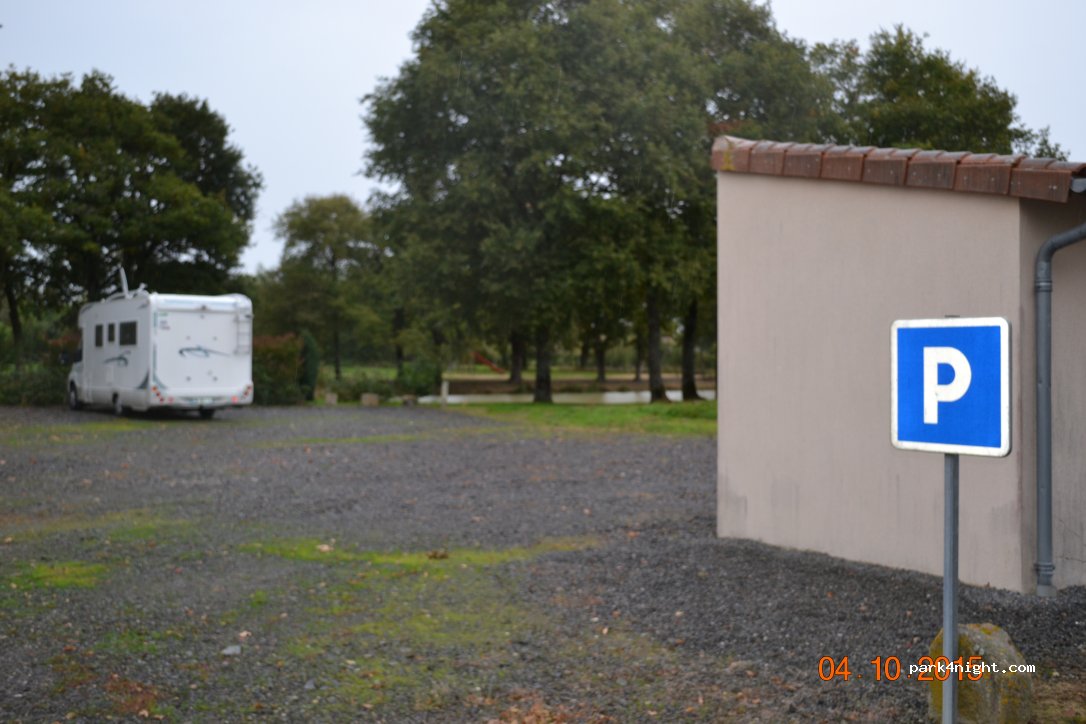 (86390) Lathus-Saint-Rémy - 17 Rue du Stade -St Rémy en Montmorillon — foto 2