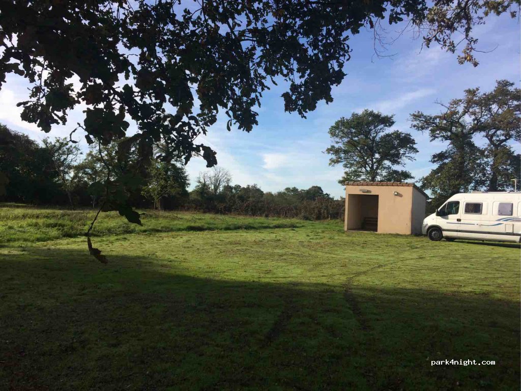 (86390) Lathus-Saint-Rémy - 17 Rue du Stade -St Rémy en Montmorillon — foto 3