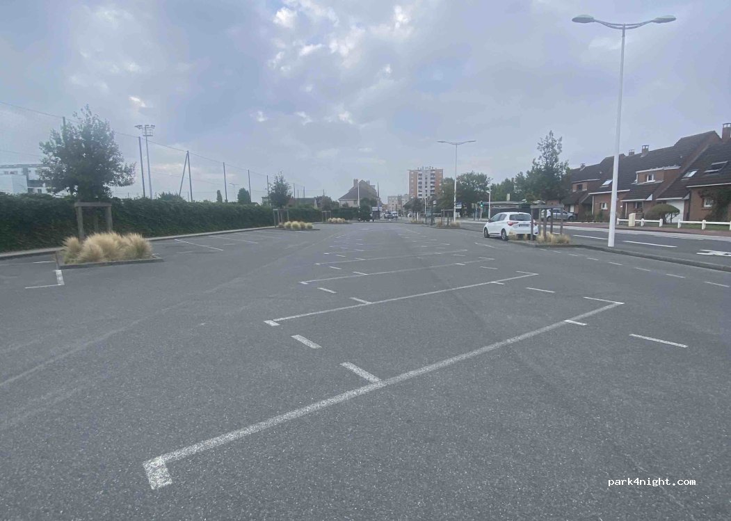 (59240) Dunkerque - 644 Boulevard de l'Europe — foto 2