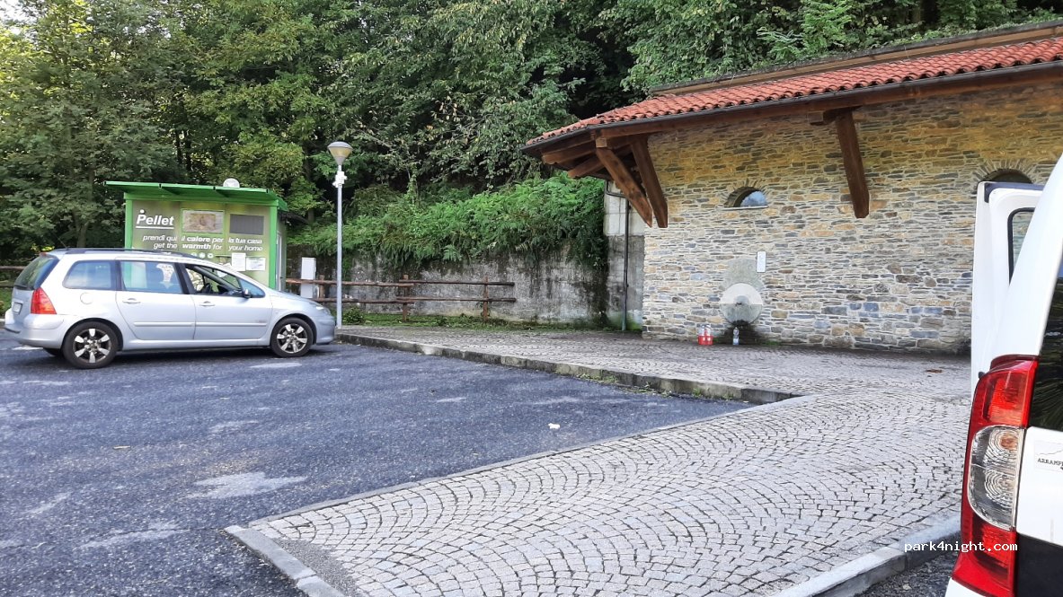 (12088) Roccaforte Mondovì - Via 4 Novembre — foto 2
