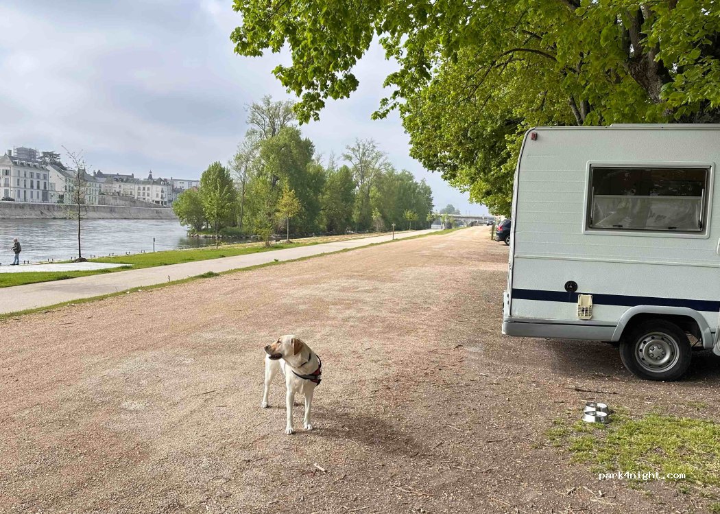 (86100) Châtellerault - Promenade des Acadiens — foto 3