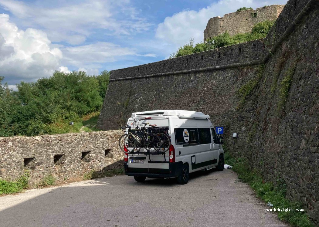 (55032) Castelnuovo di Garfagnana - Unnamed Road — foto