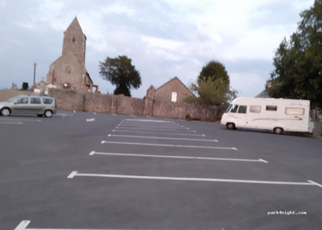 (50660) Quettreville-sur-Sienne - 1 Place Charles Antoine Tanquerey — foto