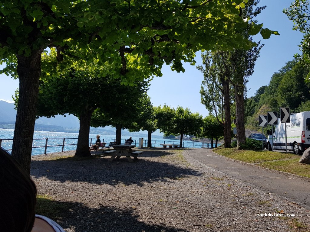 (3658) Sigriswil - 153 Seestrasse — foto
