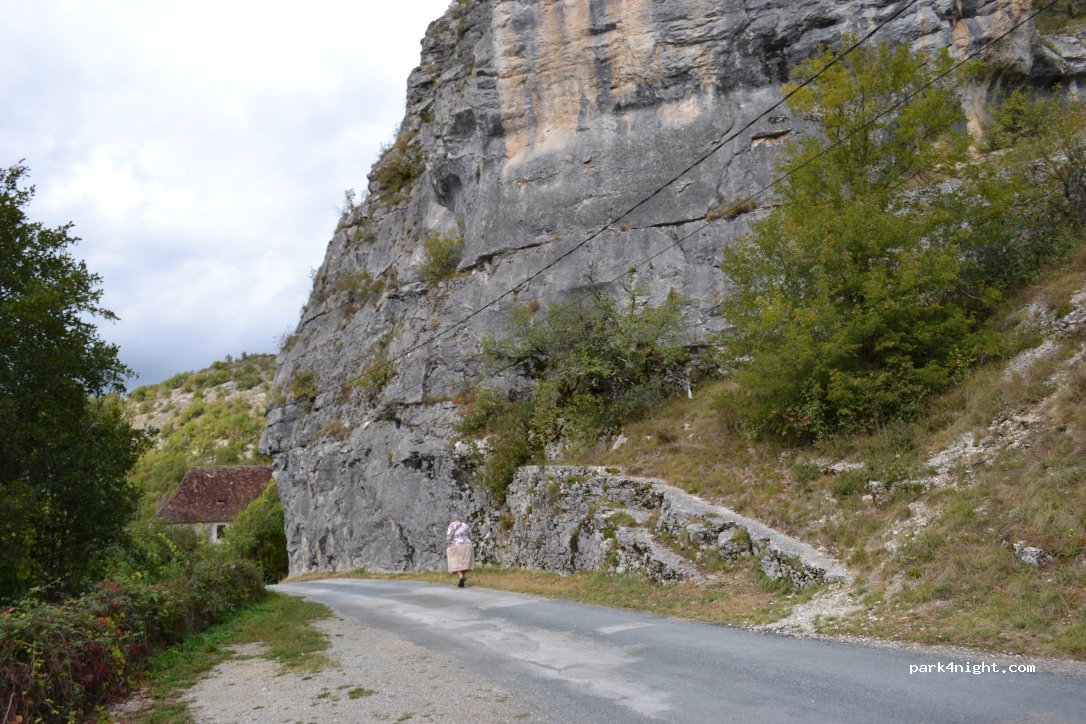 (46350) Rocamadour - Unnamed Road — foto