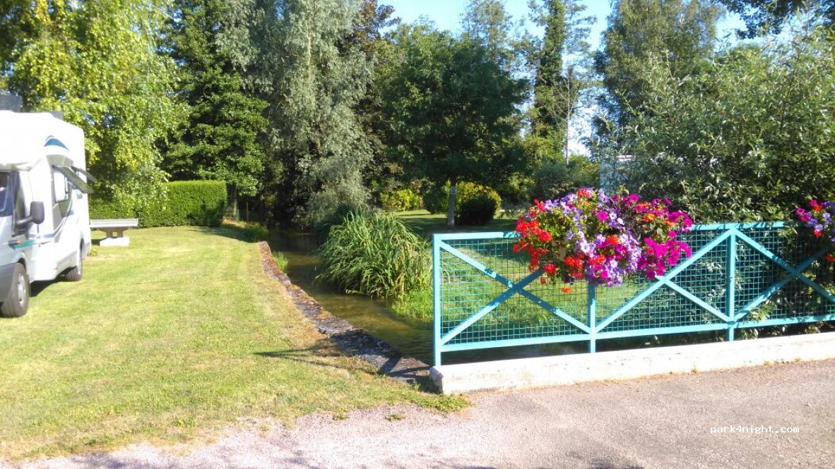 Camping Municipal — foto 2