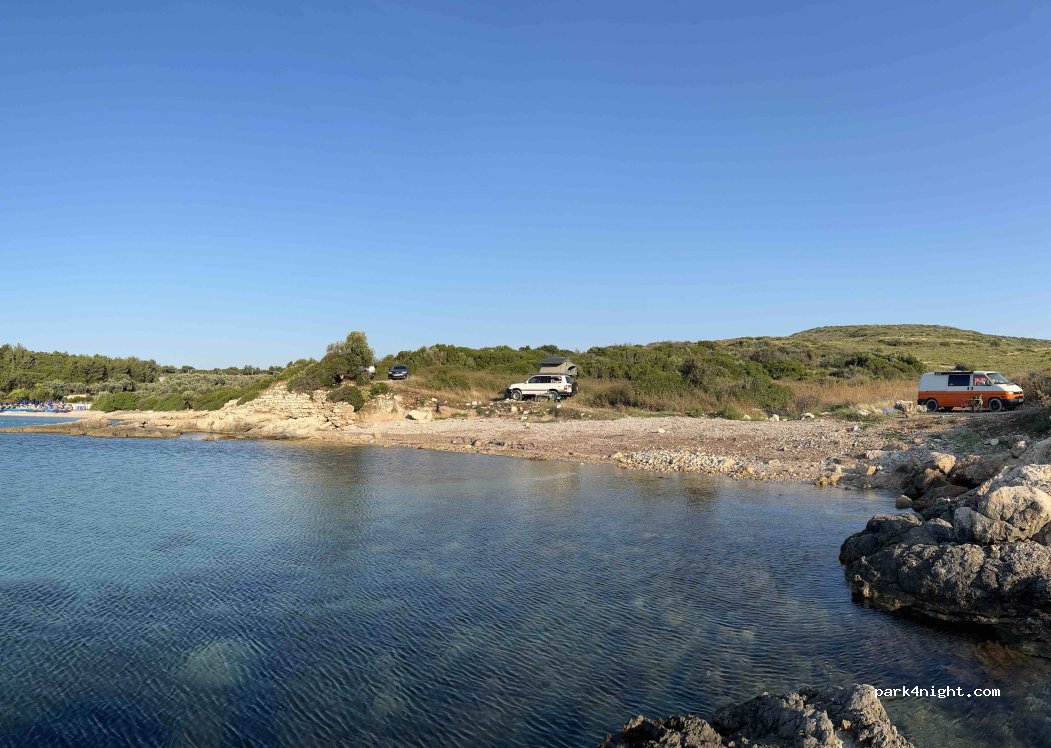 (35430) Urla - Unnamed Road — foto 2
