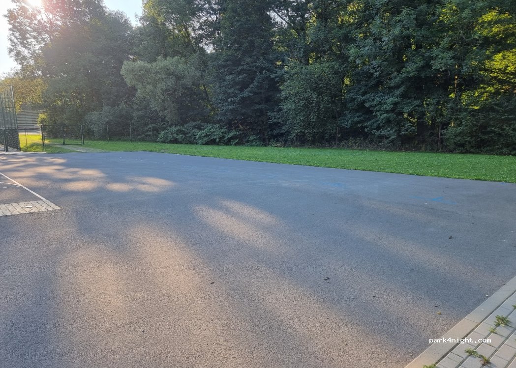 (98693) Ilmenau - 13A Schleusinger Allee — foto