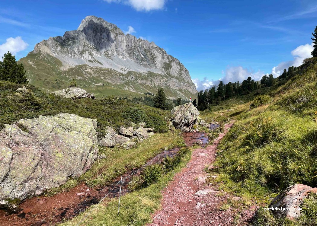 (8877) Quarten - Unnamed Road — foto