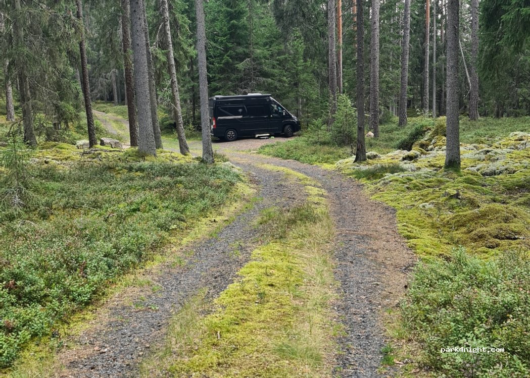 (330 27) Hestra - Unnamed Road — foto 2