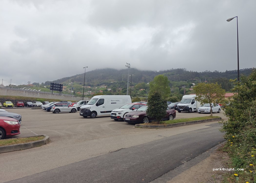 (33011) Oviedo - 202B Lugar Ponton de Vaqueros — foto