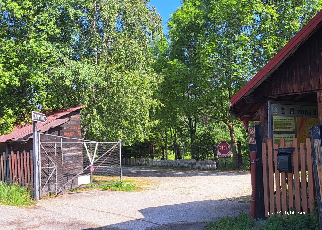 Campingul Vampirul — foto 4