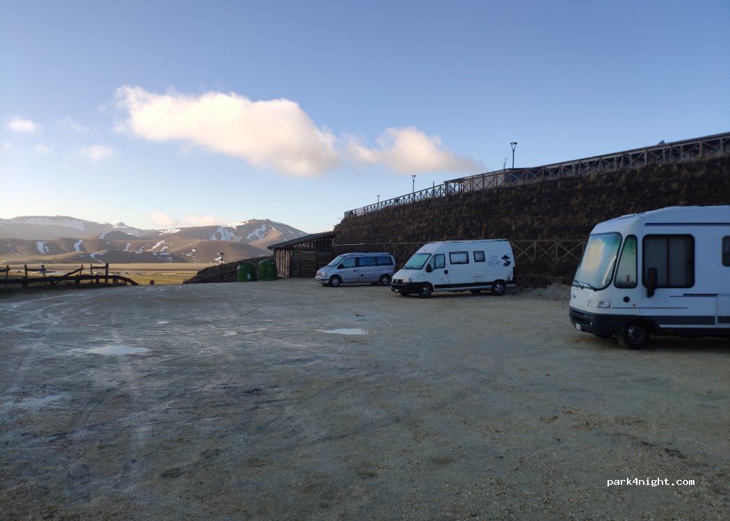(06046) Castelluccio - SP477 — foto 2
