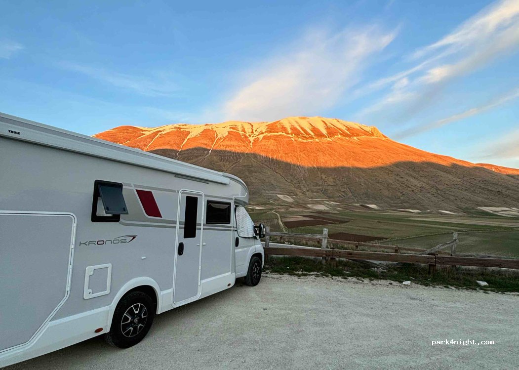 (06046) Castelluccio - SP477 — foto 4