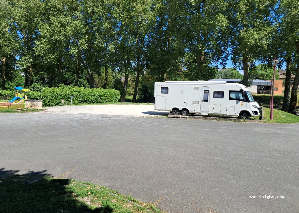 (17250) Saint-Porchaire - 4 Rue des Platanes — foto 5