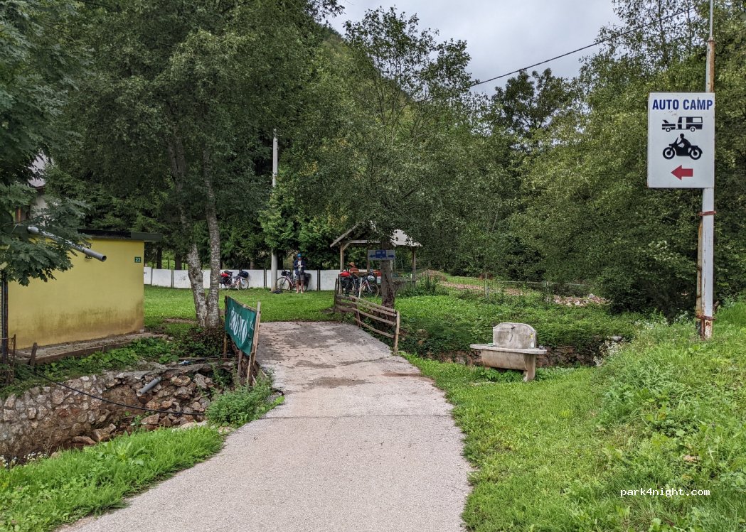 Restoran Autokamp Srce — foto