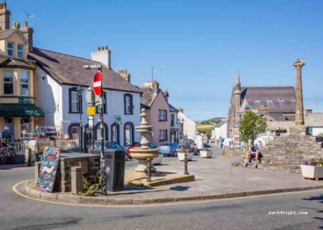 (SA62 6SE) St Davids - 11 Cross Square — foto