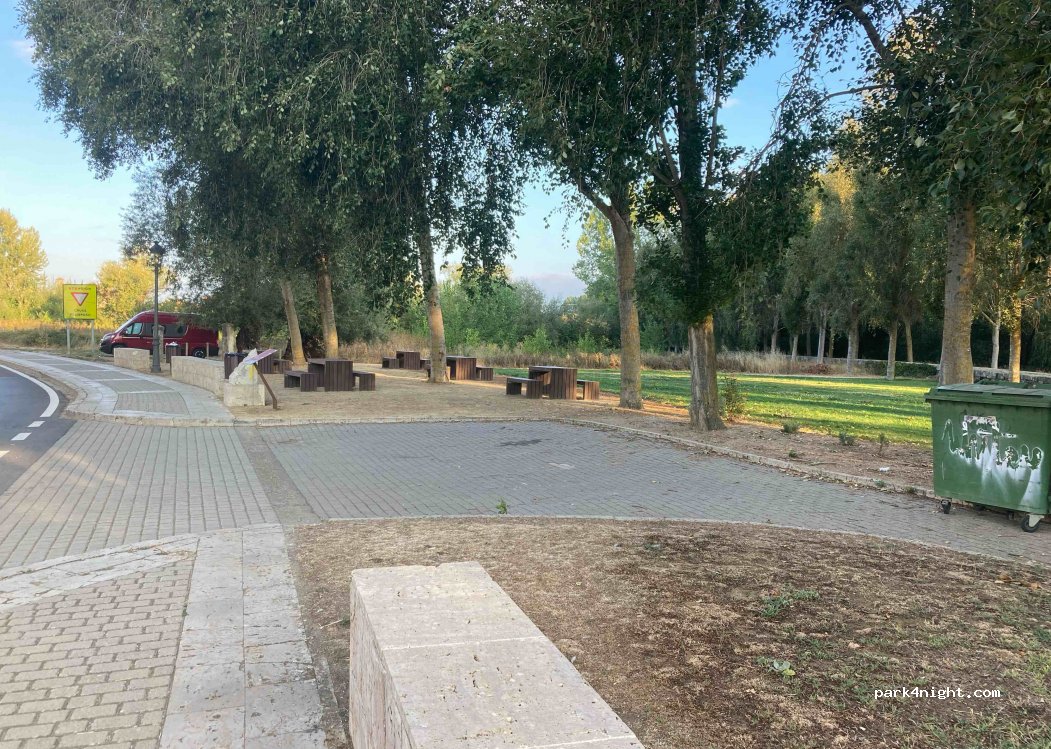 (34120) Carrión de los Condes - 21 Calle San Zoilo — foto 3