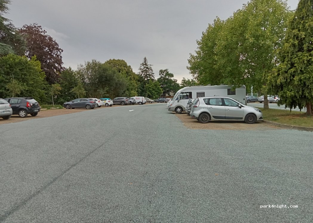 (22400) Lamballe - 3-13 Rue des Moulins — foto 2