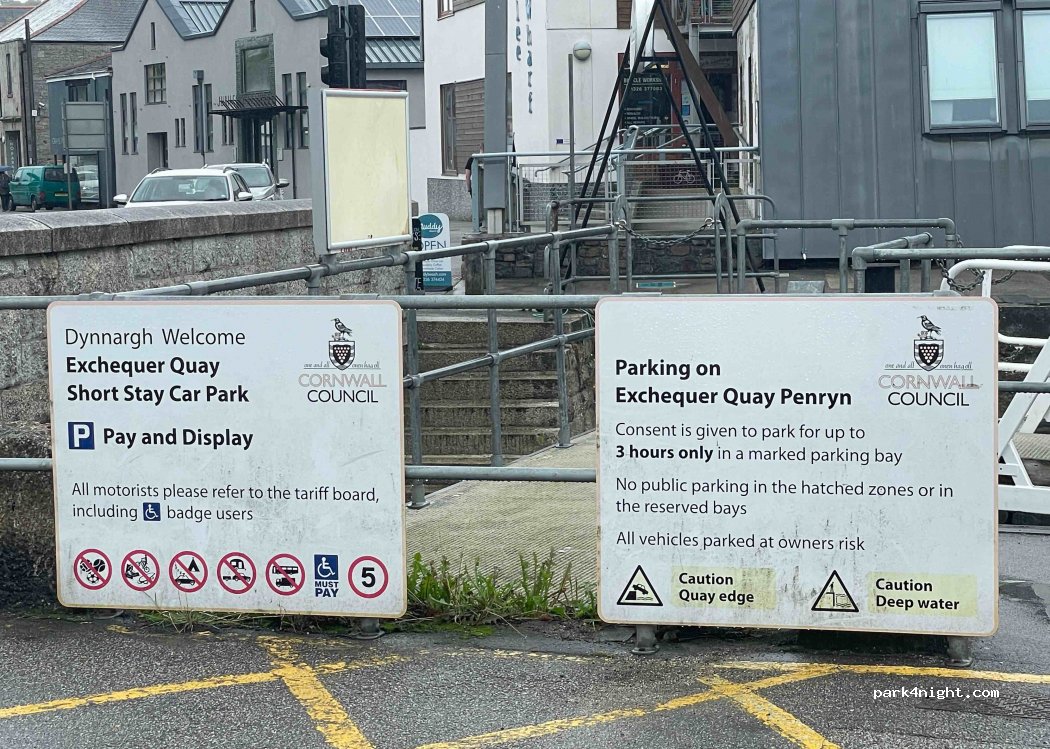 (TR10 8FG) Penryn - Commercial Road — foto