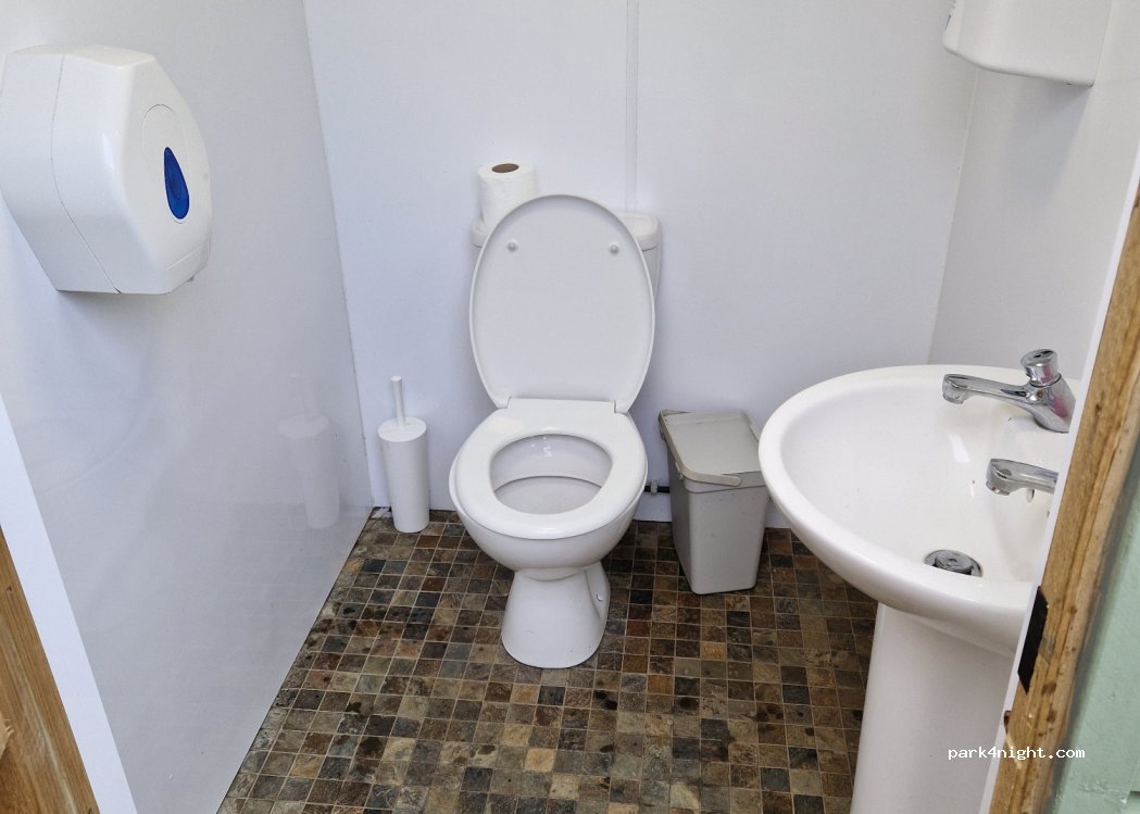 Tŷ Isaf Camping and Caravan Site — foto 4