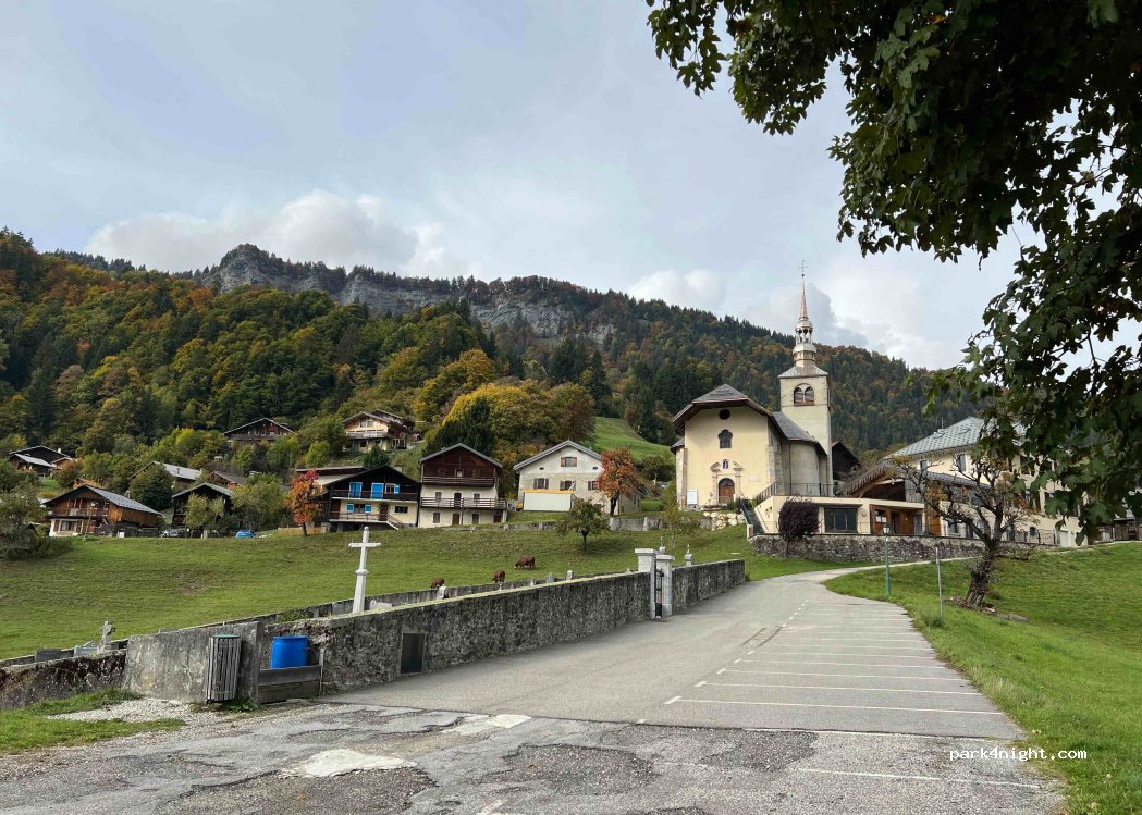 (73590) Saint-Nicolas-la-Chapelle - 98 Chemin de l'Ecole — foto