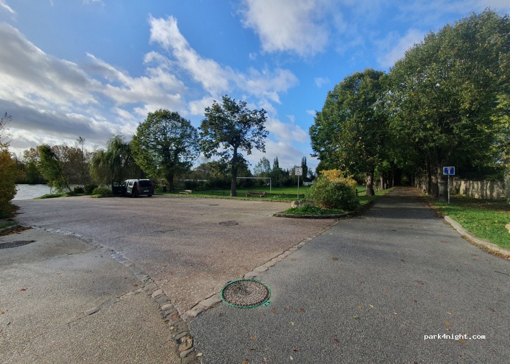 (78250) Mézy-sur-Seine - Rue du Port — foto 4