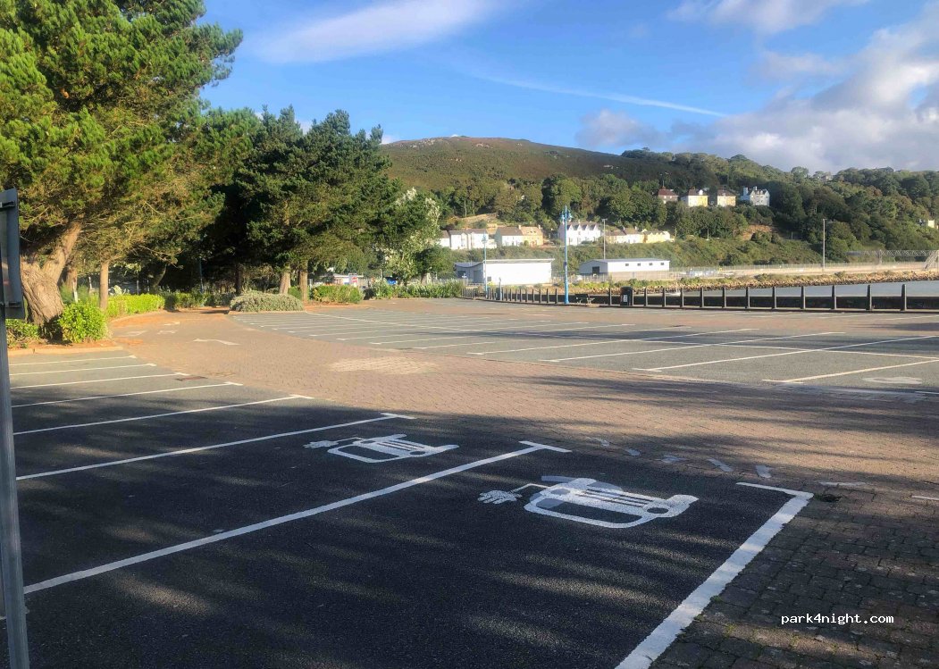 Fishguard Pier Car Park — foto 3