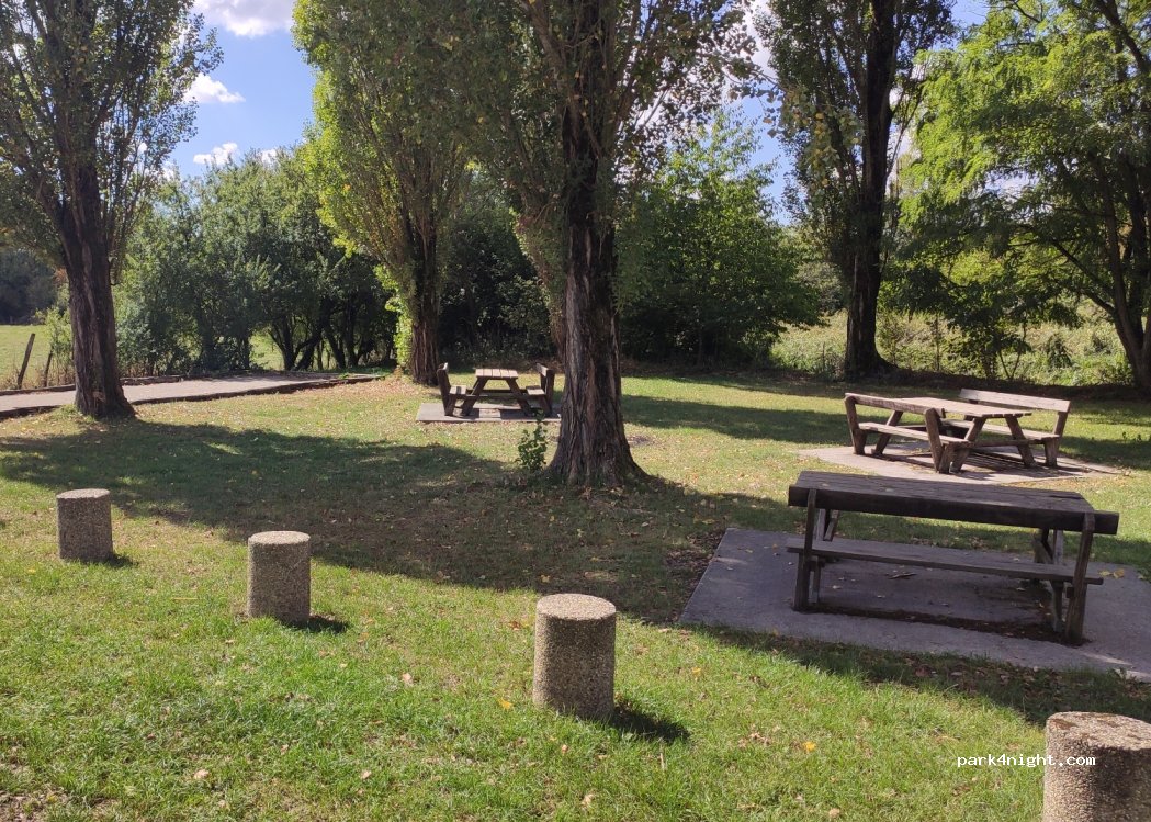 (57635) Lixheim - Unnamed road — foto 2