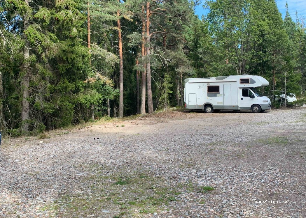 (805 95) Gävle - 46 Utvalnäsvägen — foto