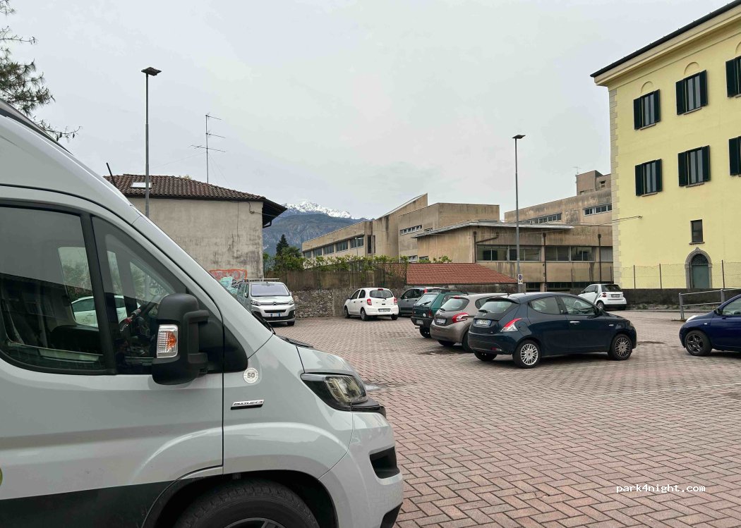 (22017) Menaggio - 46 Via Andrea Stoppani — foto